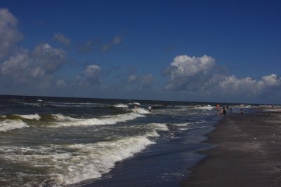 six foot waves at south shore