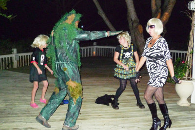 Halloween Party-1000403.jpg