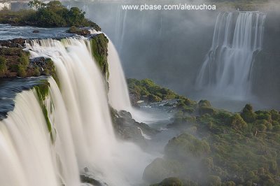 Cataratas do Iguacu- vista lado brasileiro- Foz do Iguacu- PR 0162.jpg
