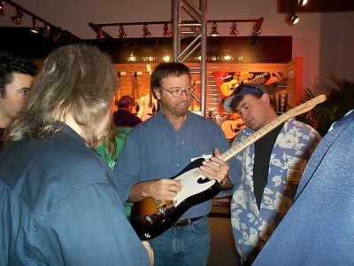 Seymour Duncan and Jerry Donahue check out the SD signature Esquire