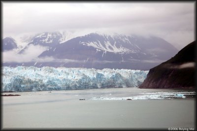 The Hubbard Glacier is right in front of us