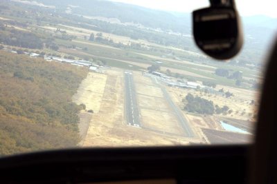 Rwy 10 at Lampson