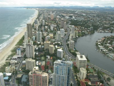 Gold Coast Q1 building view looking south