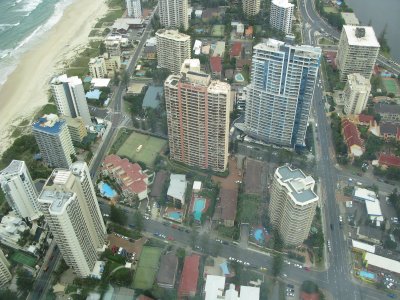 Gold Coast Q1 building view