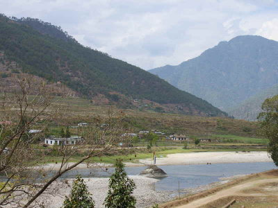 The Mo Chhu valley, Punakha