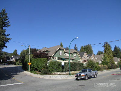 East 29th Street at St Georges Avenue, North Vancouver