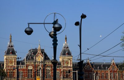 Amsterdam Train Station.jpg