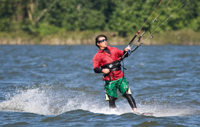 June 27 08 Sauvie Kiteboarding-540.jpg
