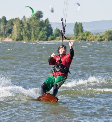 June 27 08 Sauvie Kiteboarding-896.jpg