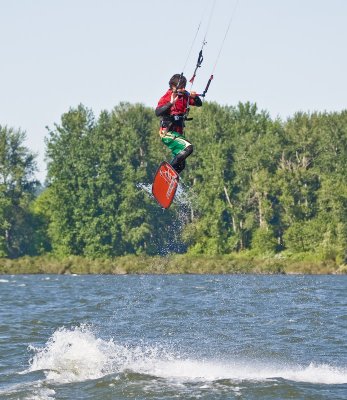 June 27 08 Sauvie Kiteboarding-897.jpg