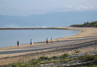 Pantai Lakey