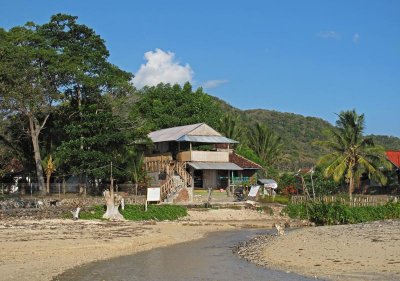 Restaurant, Lakey beach