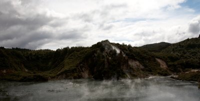 Waimangu - largest hot spring in the region