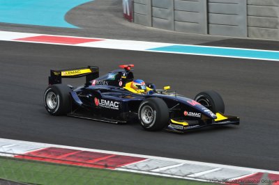 F1_AD2009_00577ew.jpg