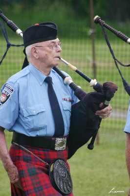 pipe band 81