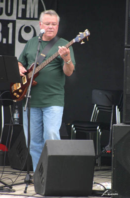 band 93