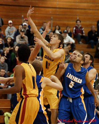 Queens Vs Lakehead 05822_filtered copy.jpg