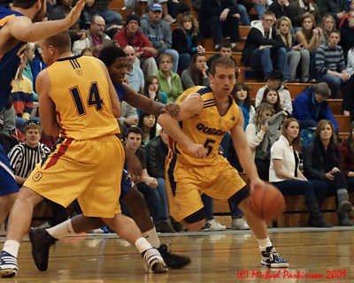 Queens Vs Lakehead 05828_filtered copy.jpg