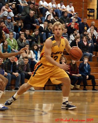 Queens Vs Lakehead 05839_filtered copy.jpg
