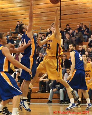 Queens Vs Lakehead 05985_filtered copy.jpg