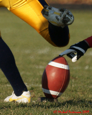 Queen's Vs McMaster Football 11-07-09