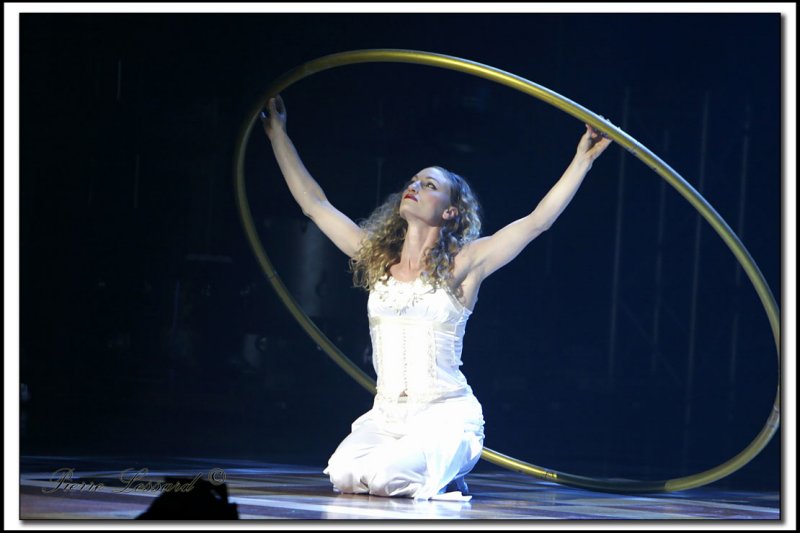 _MG_3844a JULIE LAVERGNE - ROUE CYR  /  CYR WHEEL