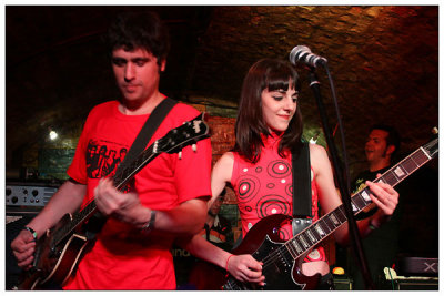 Nube 9 at the Cavern