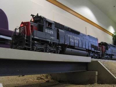 Joe Bences Tunnel motor on the Free-mo layout