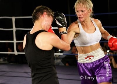 PABA Womens Boxing Title - McGowan (Aust) vs Tai (NZ)