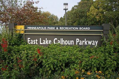 East Lake Calhoun Parkway