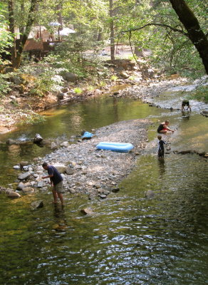 Leisure in the stream