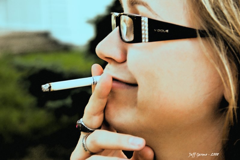 amber-smoking.jpg