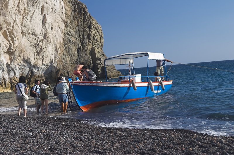 Mesa Pigadia beach tour boat