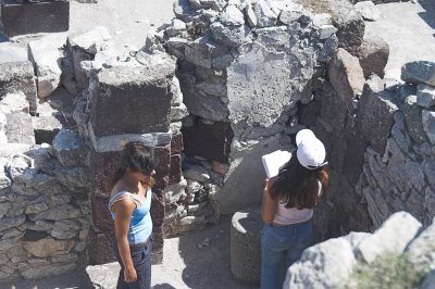 Ancient thira - archeologists at work