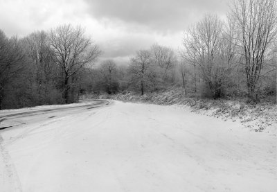 La route d'Arfons sous la neige