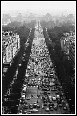 Av. Champs-Elysees