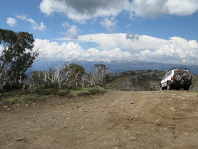 On Mt Pinnibar looking east to Mt Kosciuszko