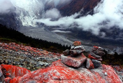 紅石灘‧紅色的古冰河遗跡
