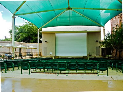 The interior of the palace theater.