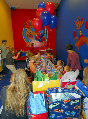 Jakes Party268nxjw.jpg