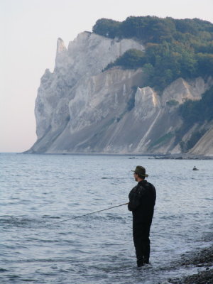 Photograf fishing at Moen