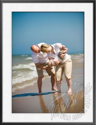 Dollak_FAM_Beach_8594.jpg