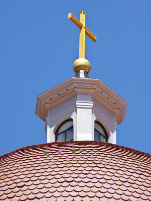 Cross on top of Thomas Aquinas Colleges Our Lady of the Most Holy Trinity Chapel _MG_9678.jpg