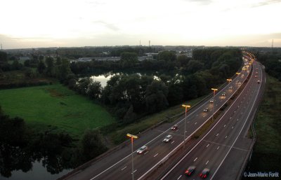 We're flying over E40, just before touchdown