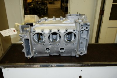Early 2.0 Liter Aluminum Crankcase to MFI - Photo 2