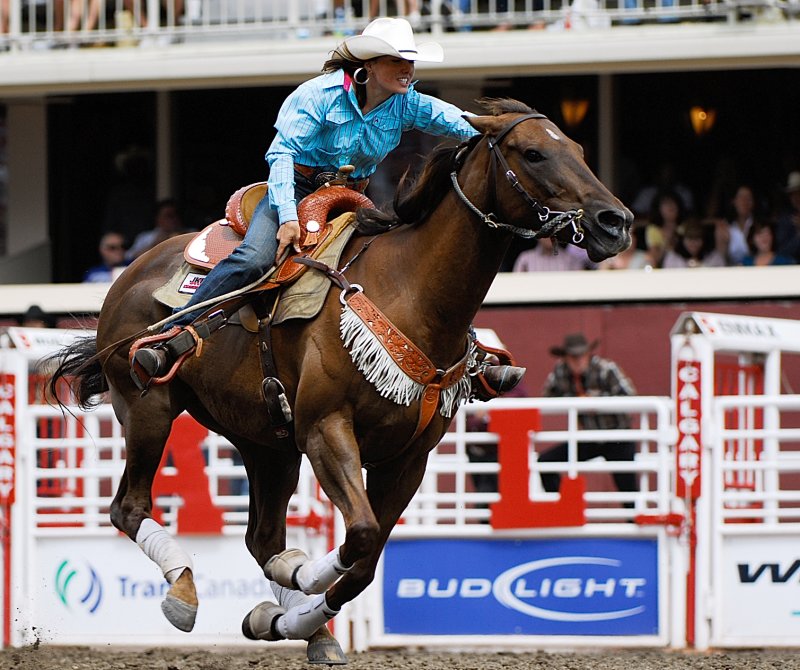 Lady Barrel Racing