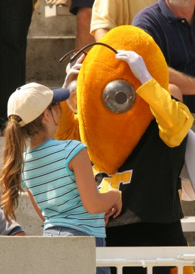 Buzz with a young fan