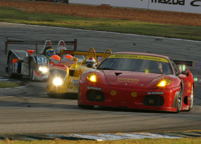 Ferrari, Porsche and Lola in turn 10B