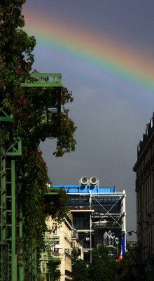 Beaubourg Rainbow