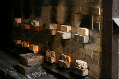 Wood & soda firing at Cedar Creek Gallery, 25 & 28 Oct 2009